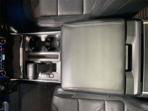 Used 2023 Ford F150 Raptor w/ Raptor Carbon Fibre Package image 27