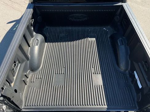 Used 2016 Ford F150 Lariat w/ Equipment Group 502A Luxury AWD/4WD image 33