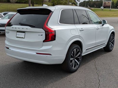 New 2026 Volvo XC90 B5 Core image 6