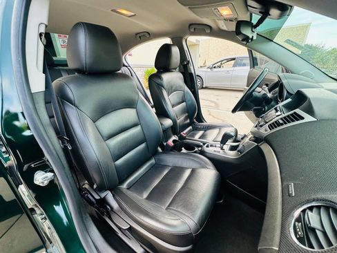 Used 2015 Chevrolet Cruze LT image 25