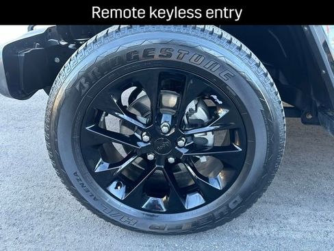 Used 2021 Jeep Wrangler Unlimited Sahara w/ Cold Weather Group image 15