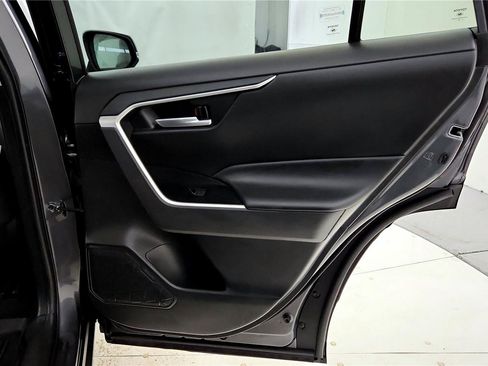 Used 2023 Toyota RAV4 XLE w/ Convenience Package image 19