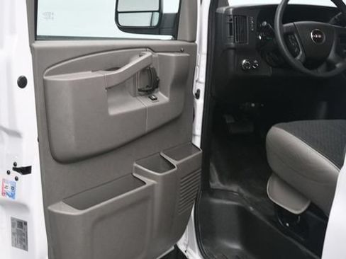 Used 2025 GMC Savana 2500 w/ Driver Convenience Package RWD image 26