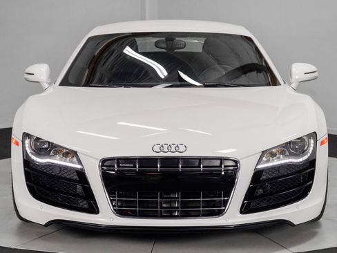 Used 2010 Audi R8 V10 image 9