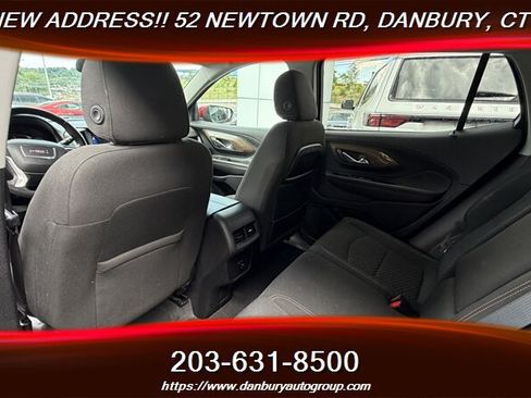 Used 2018 GMC Terrain SLE w/ Driver Convenience Package AWD/4WD image 16
