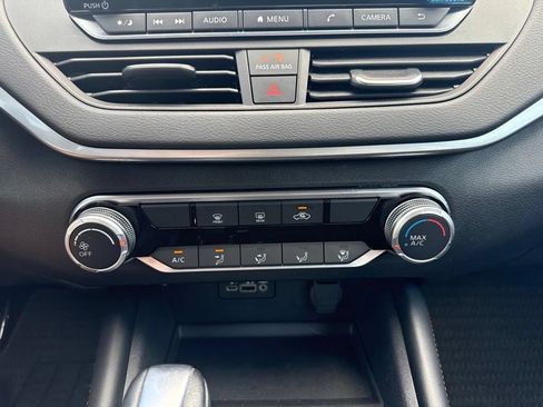 Used 2020 Nissan Altima 2.5 SR FWD image 18