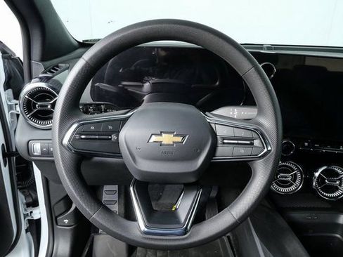 New 2026 Chevrolet Blazer EV LT image 10