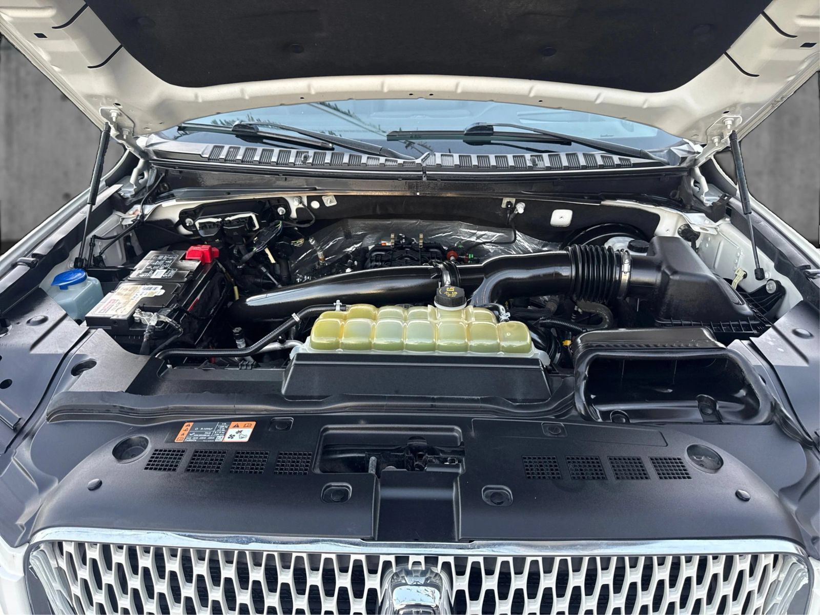 Used 2021 Lincoln Navigator Reserve AWD/4WD image 11