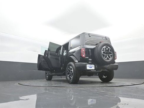 New 2026 Ford Bronco Outer Banks image 40