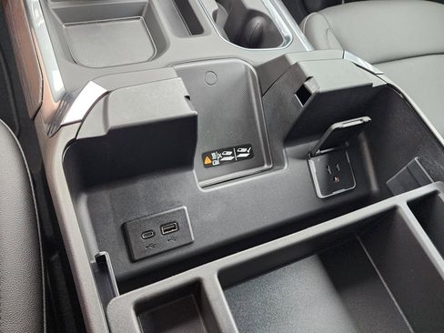 New 2026 GMC Sierra 1500 SLT w/ SLT Premium Plus Package image 33