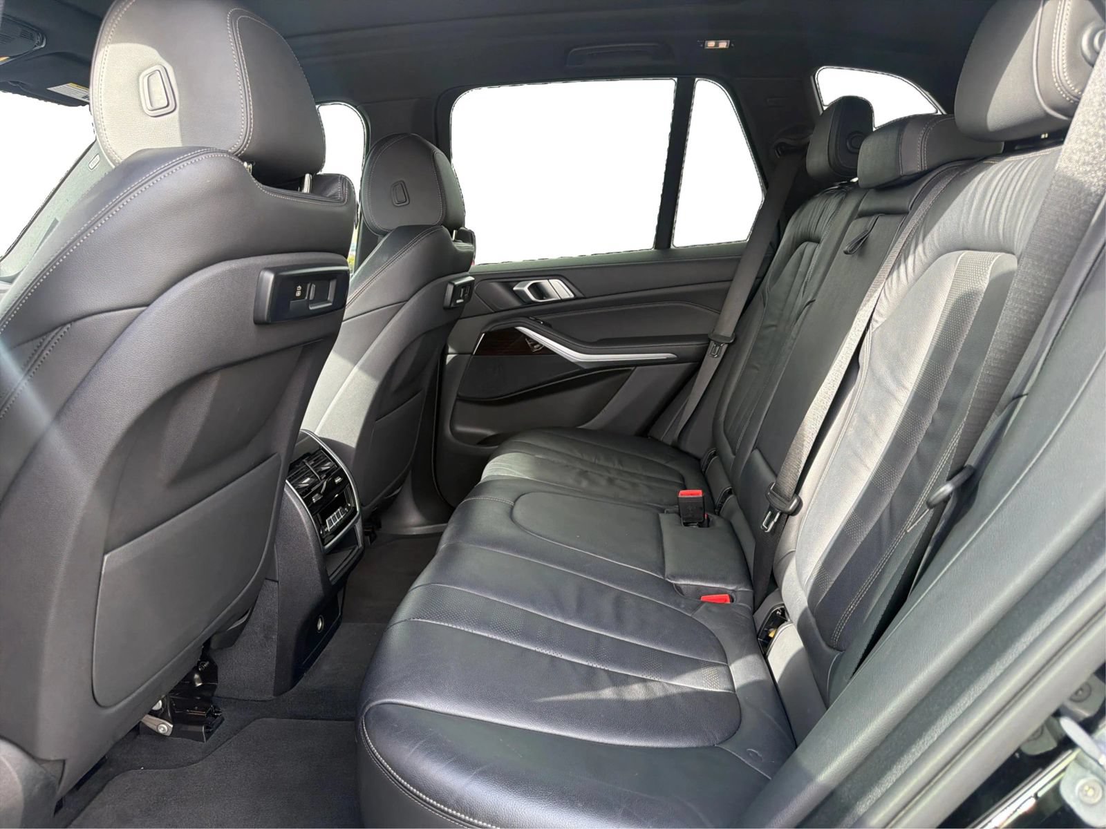Used 2019 BMW X5 xDrive40i w/ Premium Package 2 AWD/4WD image 10