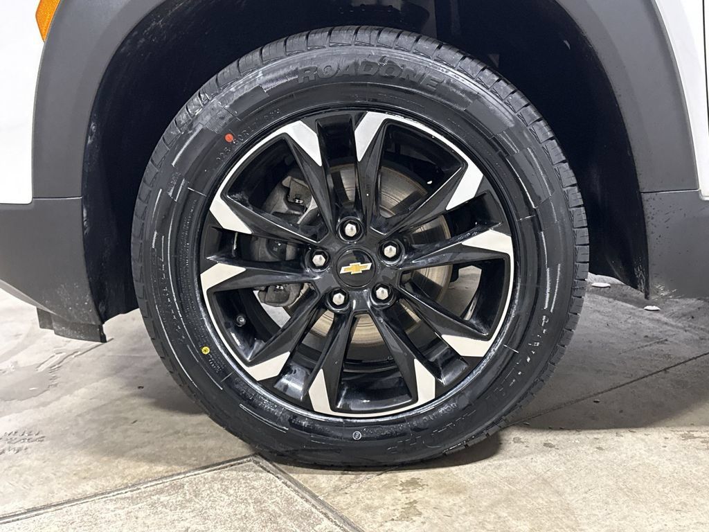 Used 2022 Chevrolet TrailBlazer LT AWD/4WD image 26