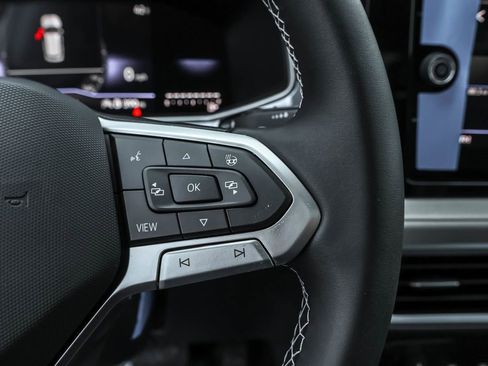 New 2026 Volkswagen Taos SE AWD/4WD image 28