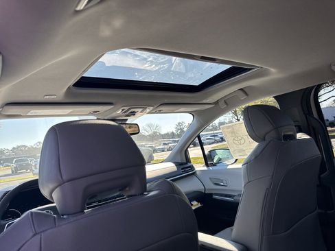 New 2025 Toyota Sienna XLE image 27