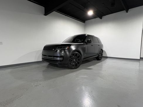 Used 2023 Land Rover Range Rover SE AWD/4WD image 5