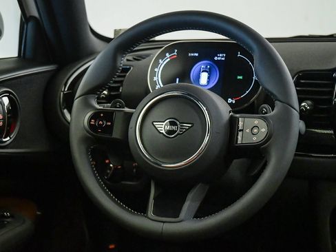 Used 2024 MINI Cooper Clubman S w/ Signature Upholstery Package FWD image 13