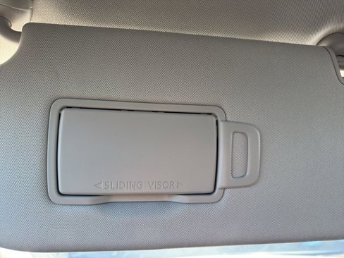 New 2026 Nissan Pathfinder SL image 24