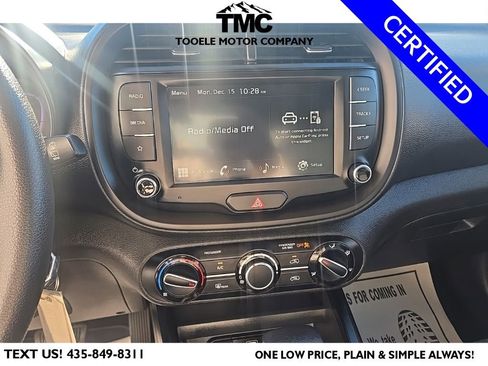 Used 2023 Kia Soul LX w/ LX Technology Package image 19