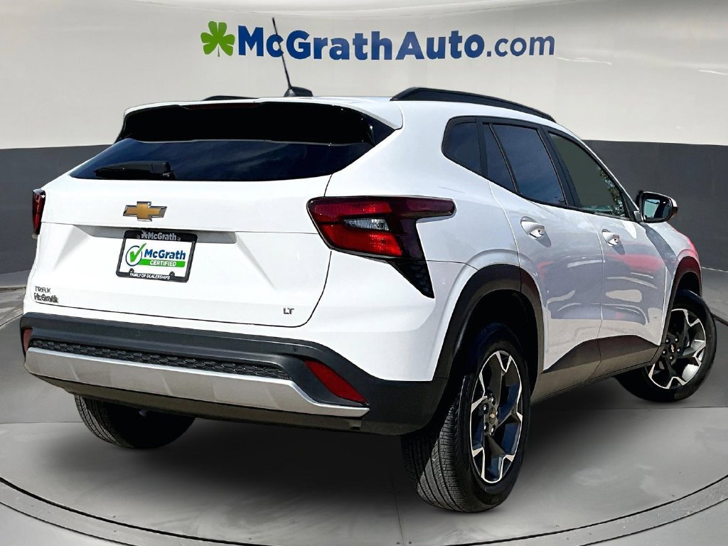 Used 2025 Chevrolet Trax LT w/ Driver Confidence Package FWD image 7