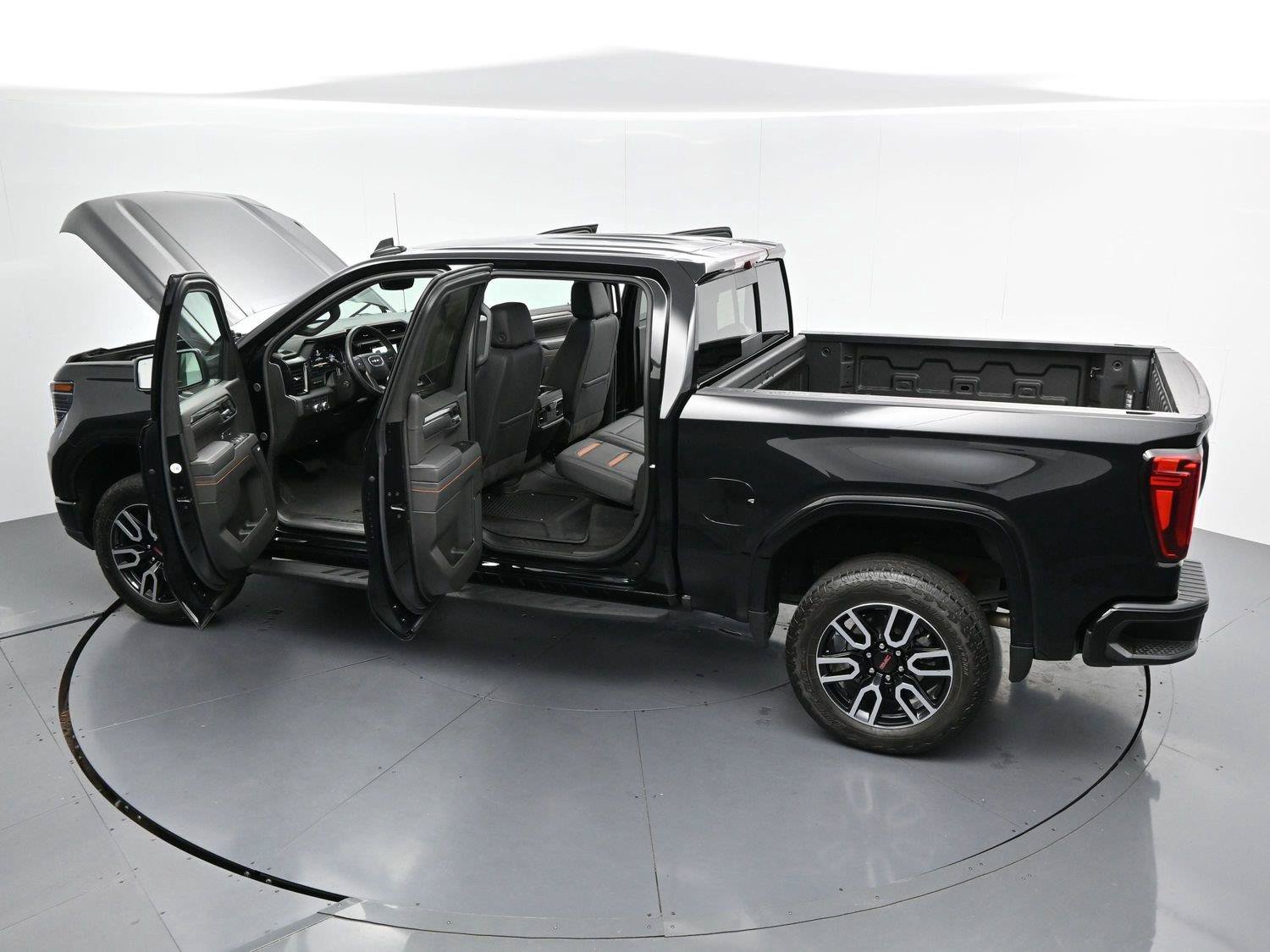 Used 2026 GMC Sierra 1500 AT4 w/ AT4 Premium Package AWD/4WD image 43