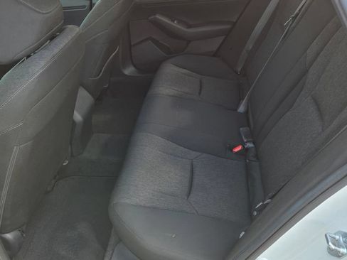 Used 2024 Honda Accord SE image 11