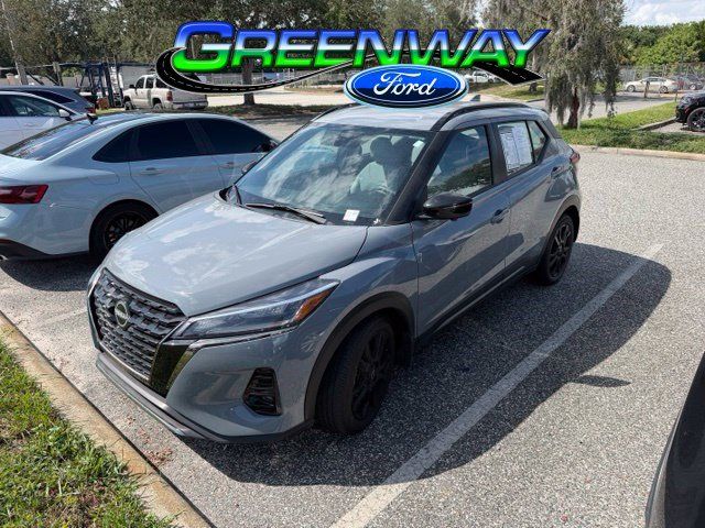 Used 2024 Nissan Kicks SR w/ SR Premium Package FWD image 1
