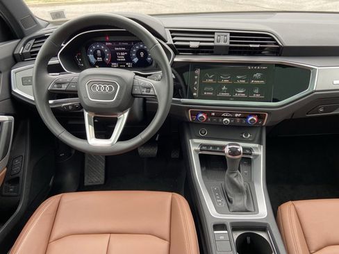 Certified 2025 Audi Q3 2.0T Premium w/ Convenience Package image 12