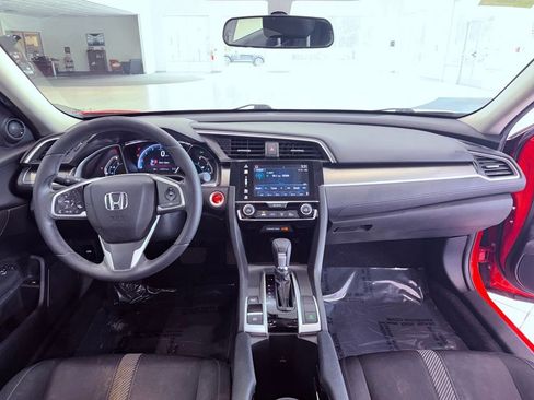 Used 2018 Honda Civic EX image 8