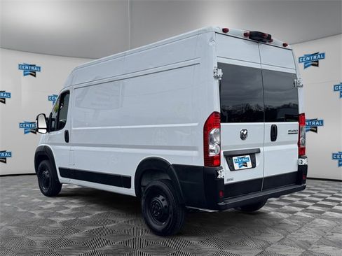 Used 2023 RAM ProMaster 1500 w/ Driver Convenience Group image 3