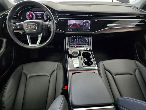 Used 2023 Audi Q8 Prestige image 13