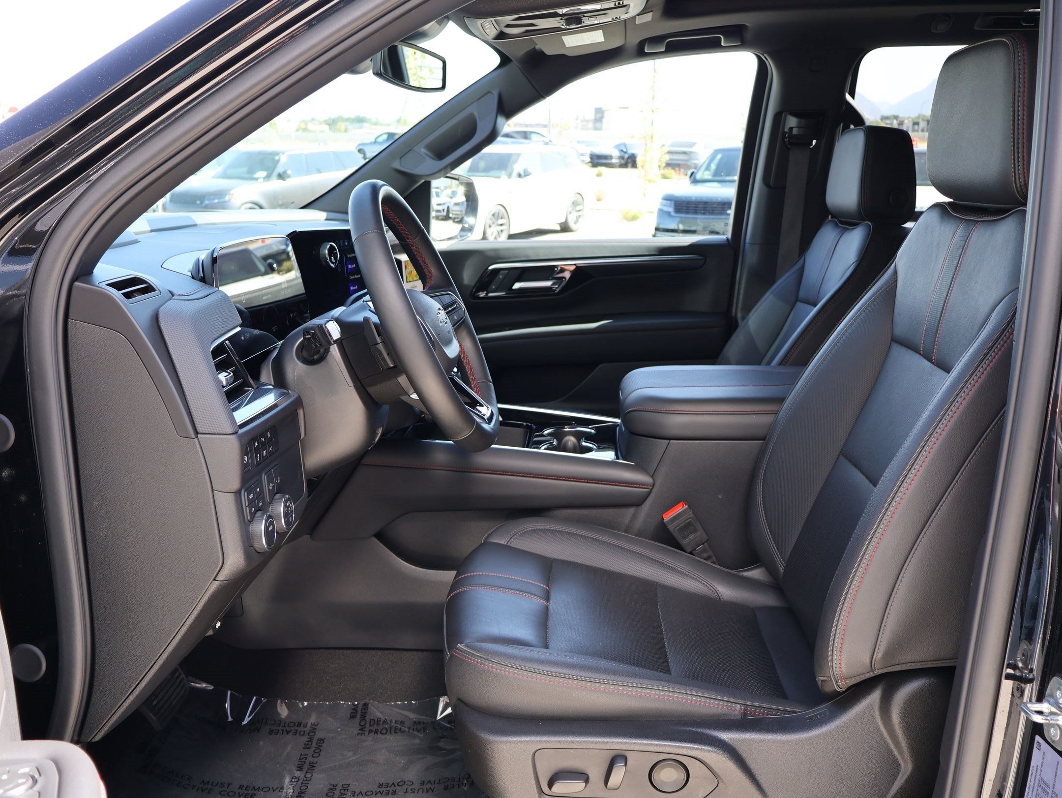 Used 2025 Chevrolet Suburban RST w/ Comfort Package AWD/4WD image 16