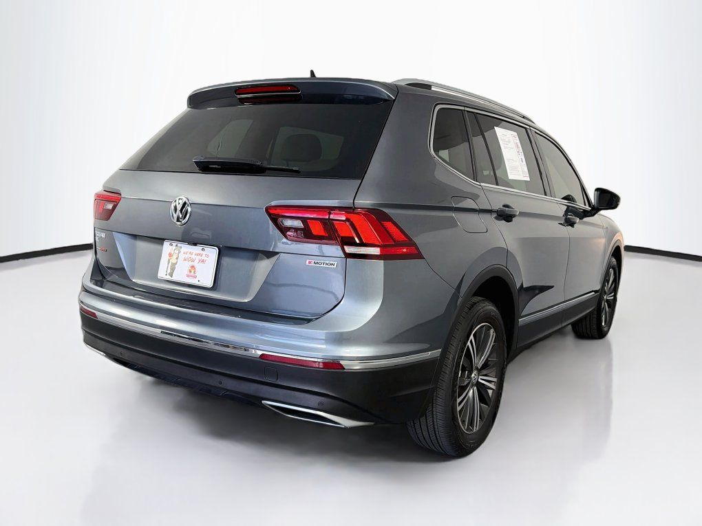 Used 2019 Volkswagen Tiguan SEL w/ 3rd Row Seat Package AWD/4WD image 10