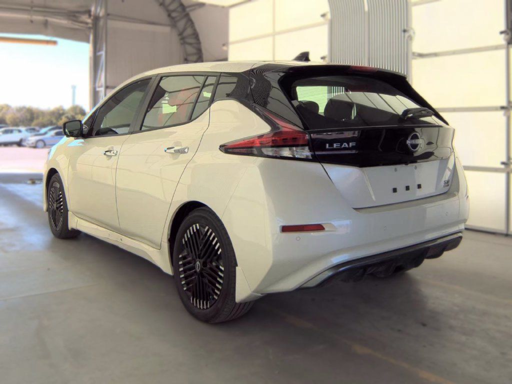 Used 2024 Nissan Leaf SV Plus FWD image 4