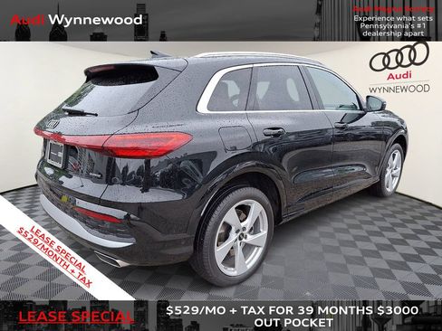 Used 2025 Audi Q5 Premium Plus w/ Premium Plus AWD/4WD image 6