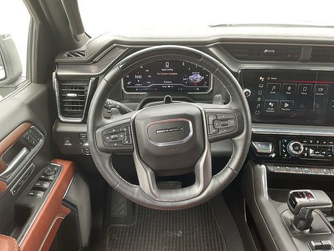 Certified 2024 GMC Sierra 1500 Denali Ultimate image 14