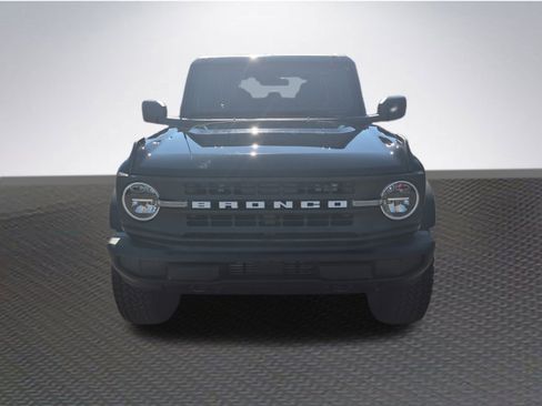 New 2025 Ford Bronco Base w/ Sasquatch Package image 3