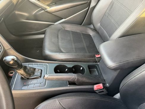 Used 2013 Volkswagen Passat 2.5 S image 25