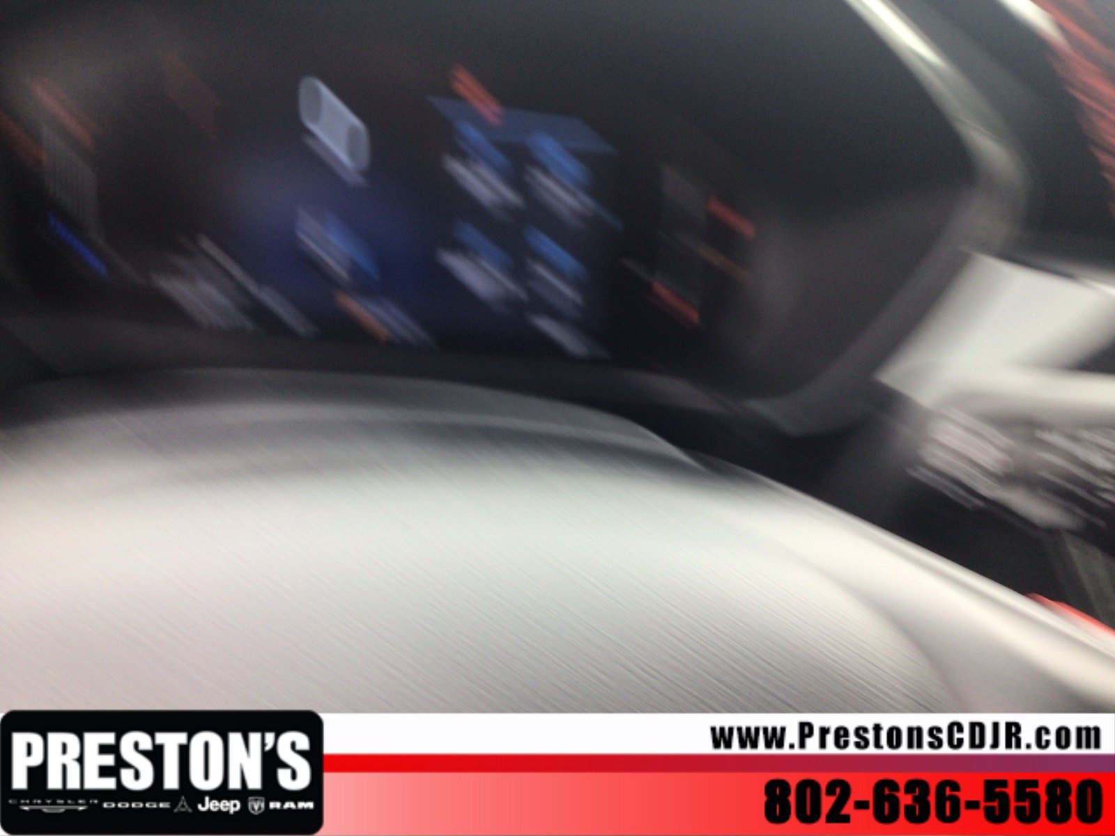 Used 2025 Ford Escape ST-Line Select AWD/4WD image 14