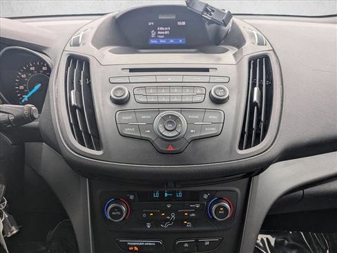 Used 2017 Ford Escape SE FWD image 14