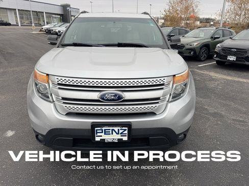 Used 2013 Ford Explorer XLT image 8