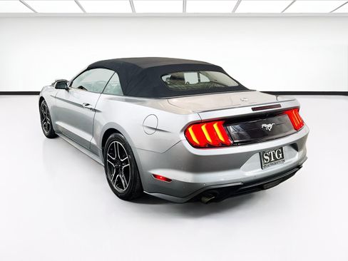 Used 2022 Ford Mustang Premium RWD image 6