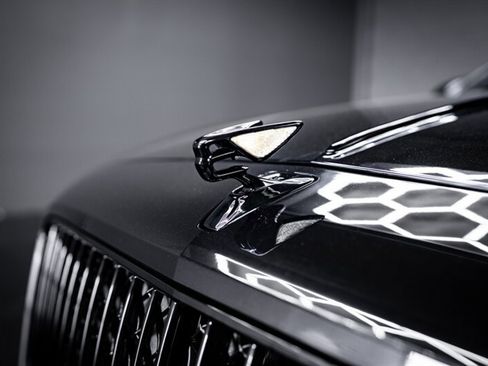 Used 2022 Bentley Flying Spur W12 image 19