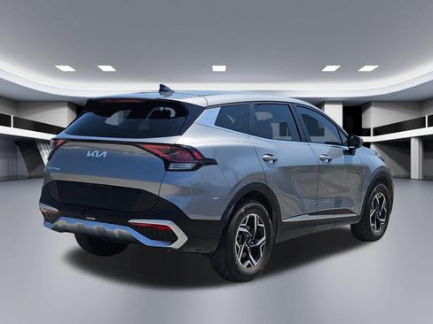 Certified 2025 Kia Sportage LX FWD image 6