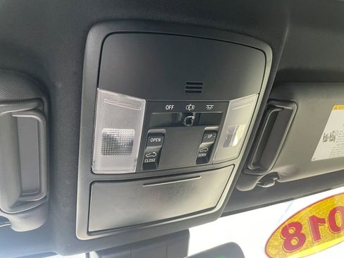 Used 2018 Toyota RAV4 SE w/ Power Extra Value Package FWD image 15