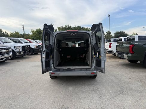 Used 2022 Ford Transit Connect XLT FWD image 33