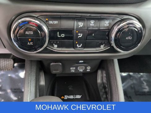 Used 2023 Chevrolet TrailBlazer RS w/ Sun and Liftgate Package AWD/4WD image 19