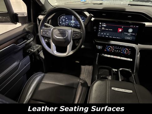 Used 2024 GMC Sierra 2500 Denali w/ Technology Package image 4