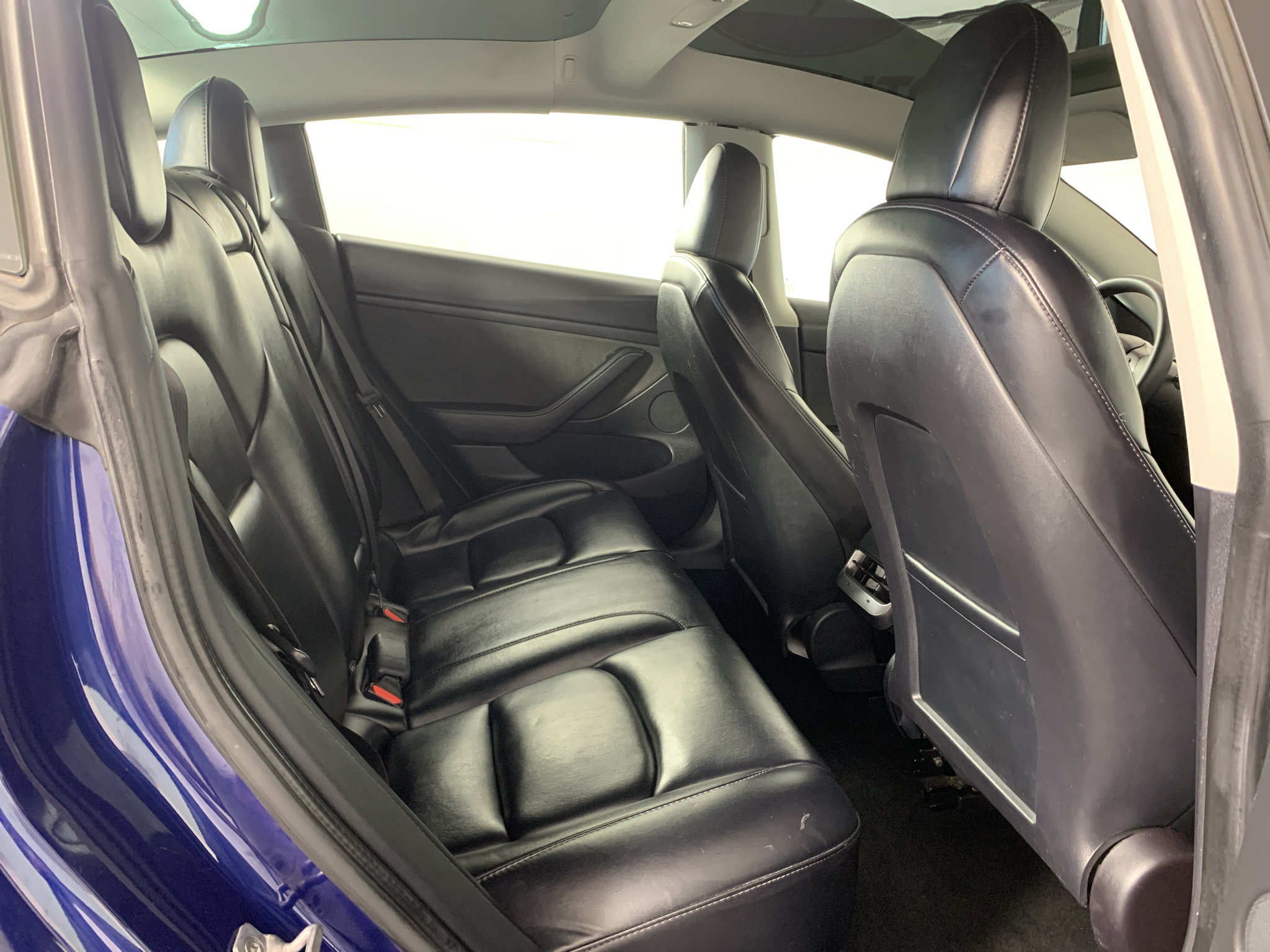 Used 2022 Tesla Model 3 Long Range AWD/4WD image 30