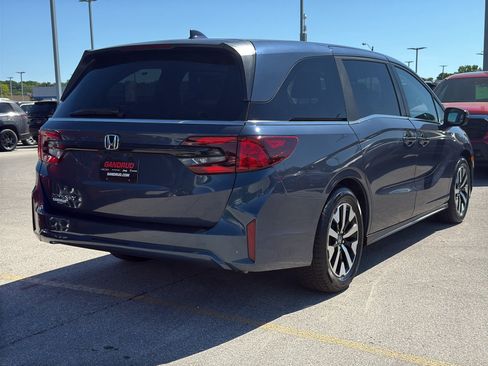 Used 2025 Honda Odyssey EX-L image 5
