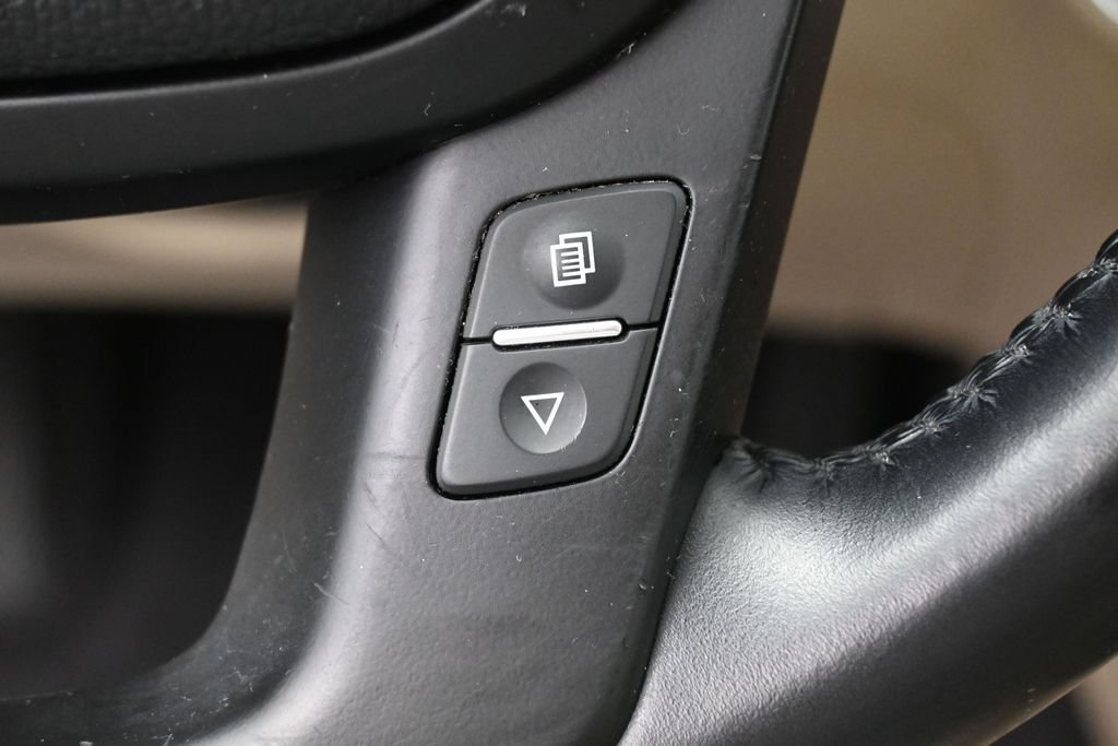 Used 2015 Kia Cadenza Premium FWD image 20